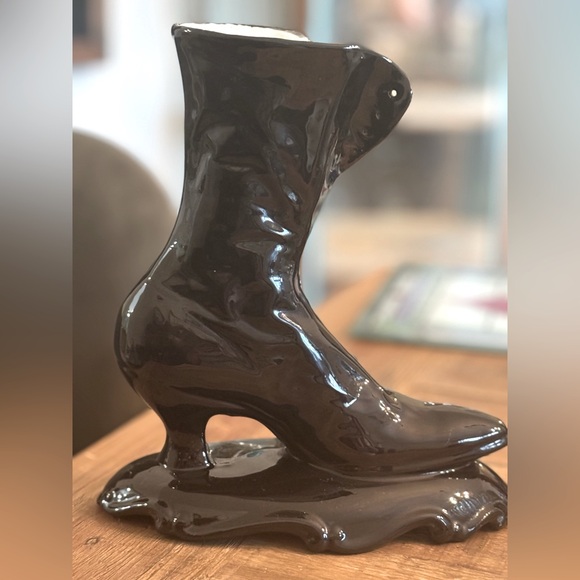 Vintage Atlantic Mold Boot Vase. Black 11”T Planter | Victorian | Gothic. EUC - Picture 6 of 11